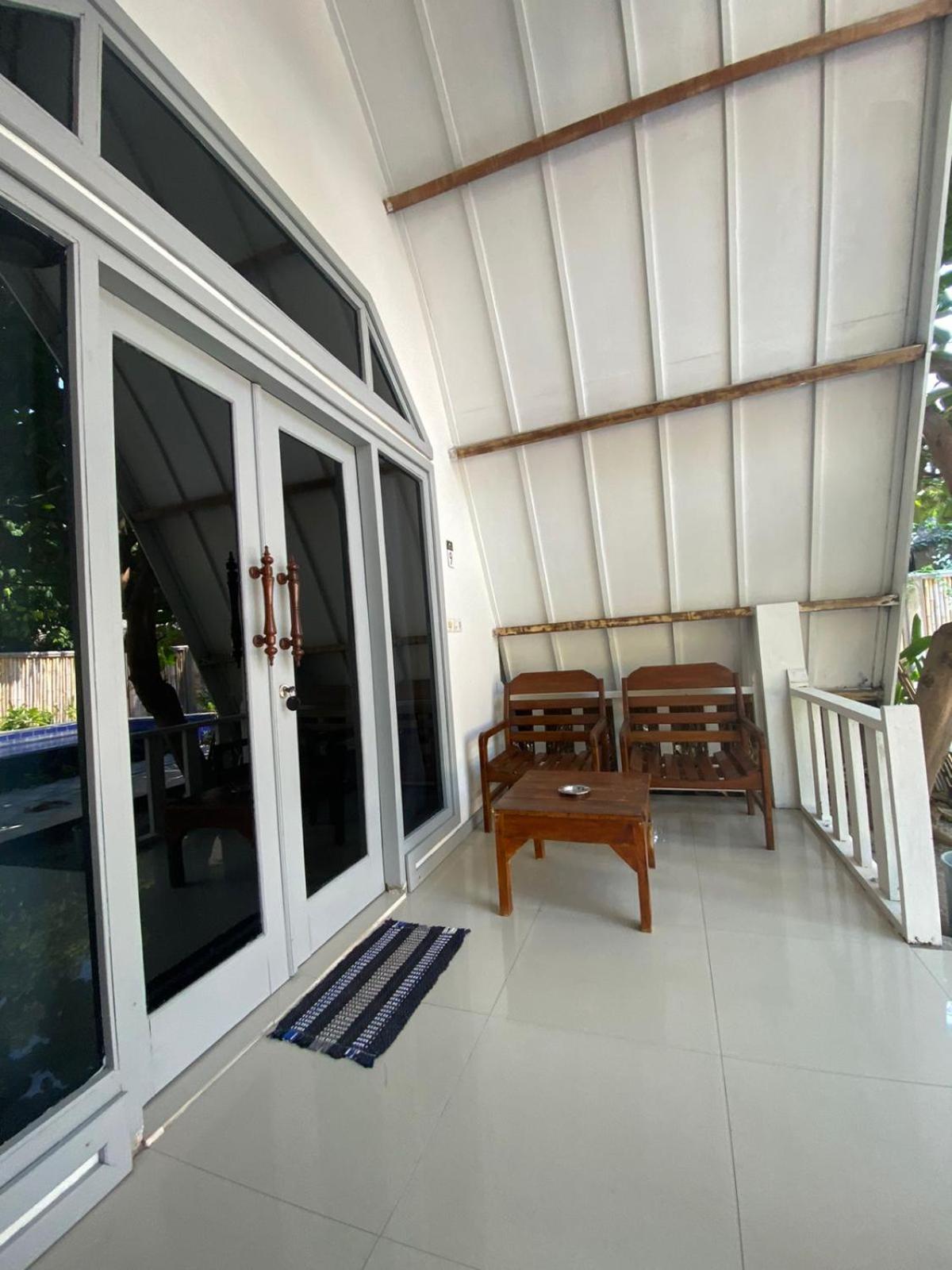 Lucky'S Hostel Gili Air Kültér fotó